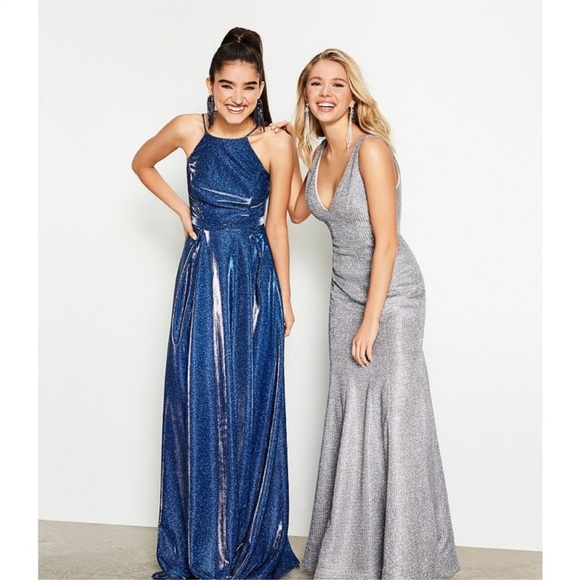 Sequin Hearts Silver Gown - Picture 9 of 10